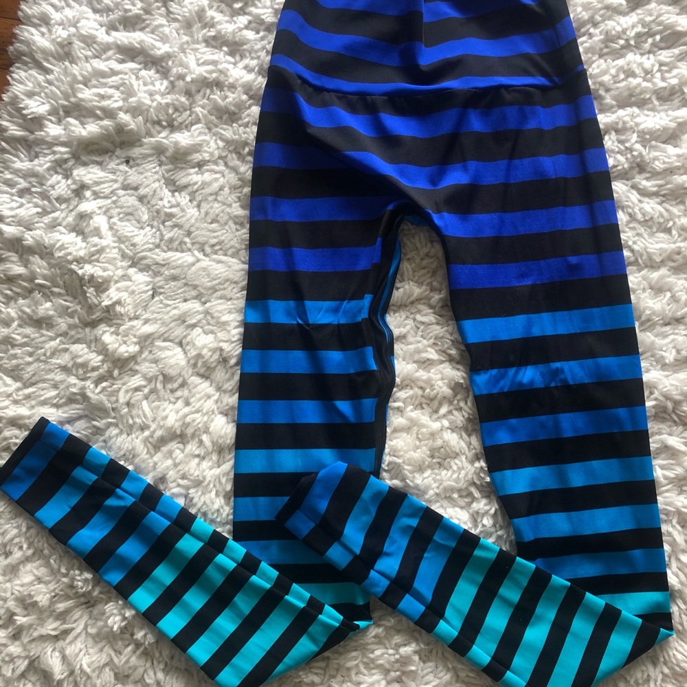 K Deer leggings Size Medium